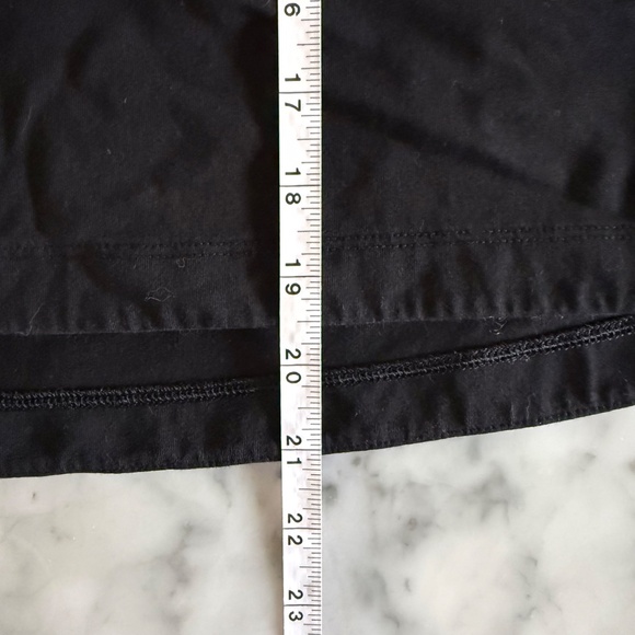 Athleta Effortless Crop Tee XL Black Odor-Resist Minimalist Workout Athletic Top - Picture 9 of 9